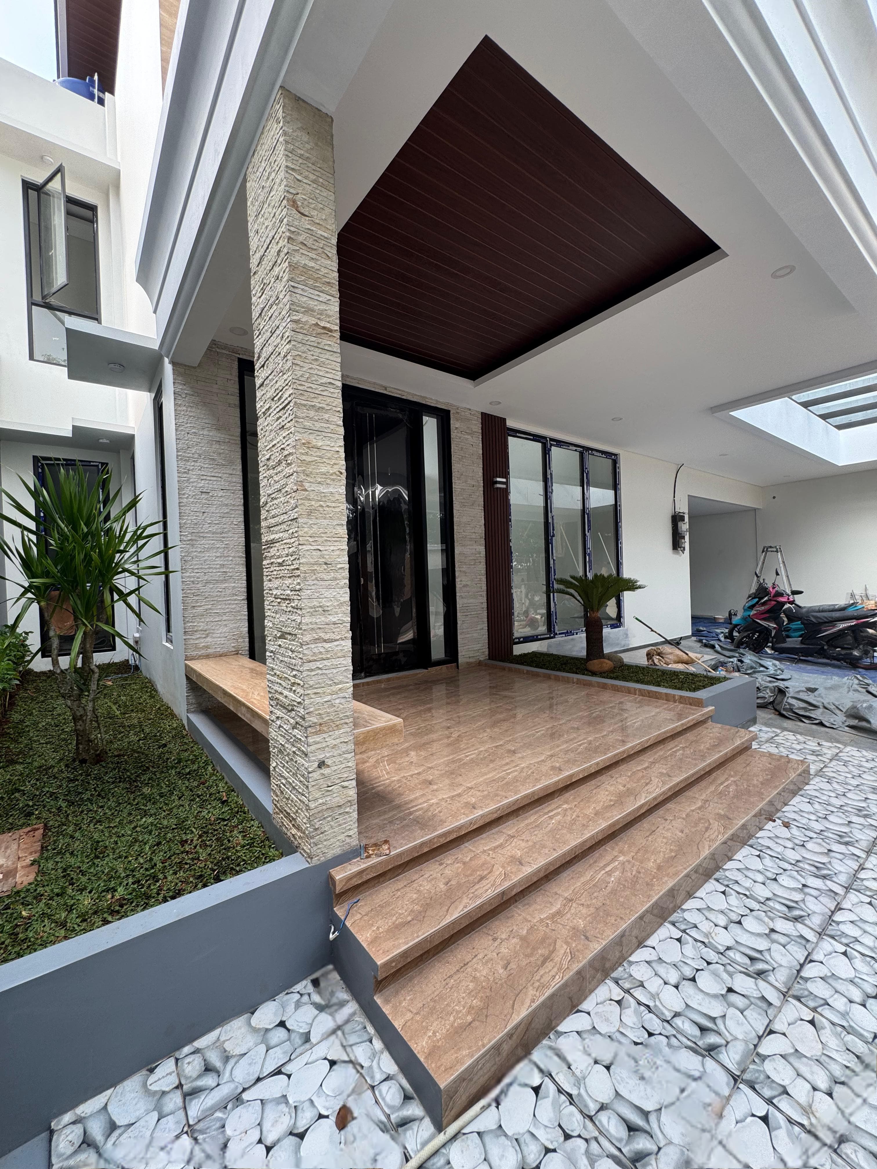 For sale Rumah Mewah Brand NEW Modern Design di Radio Dalam Kebayoran Baru