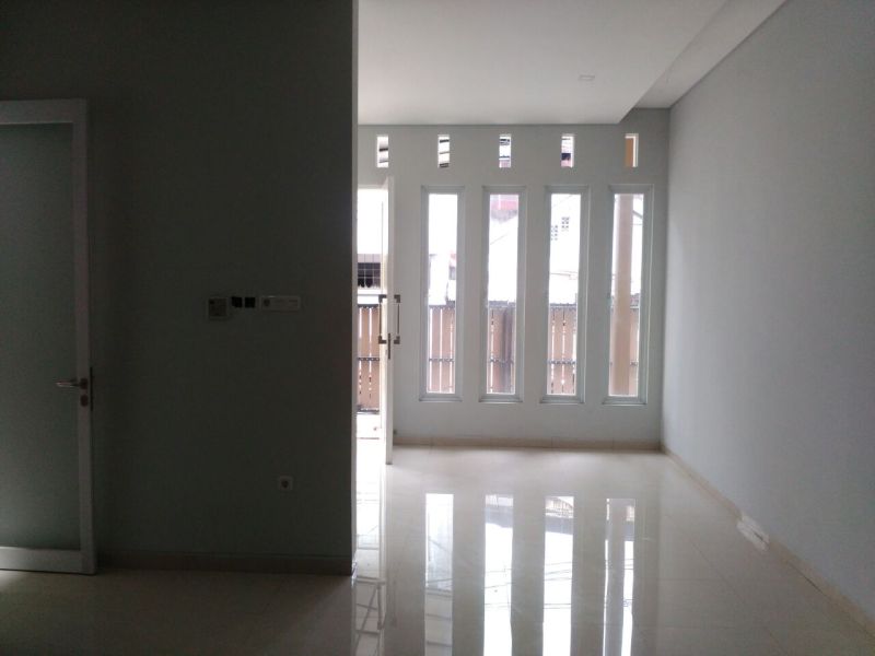 Jual Cepat Rumah 2 Lantai di Petojo Selatan, Jakarta Pusat P0786