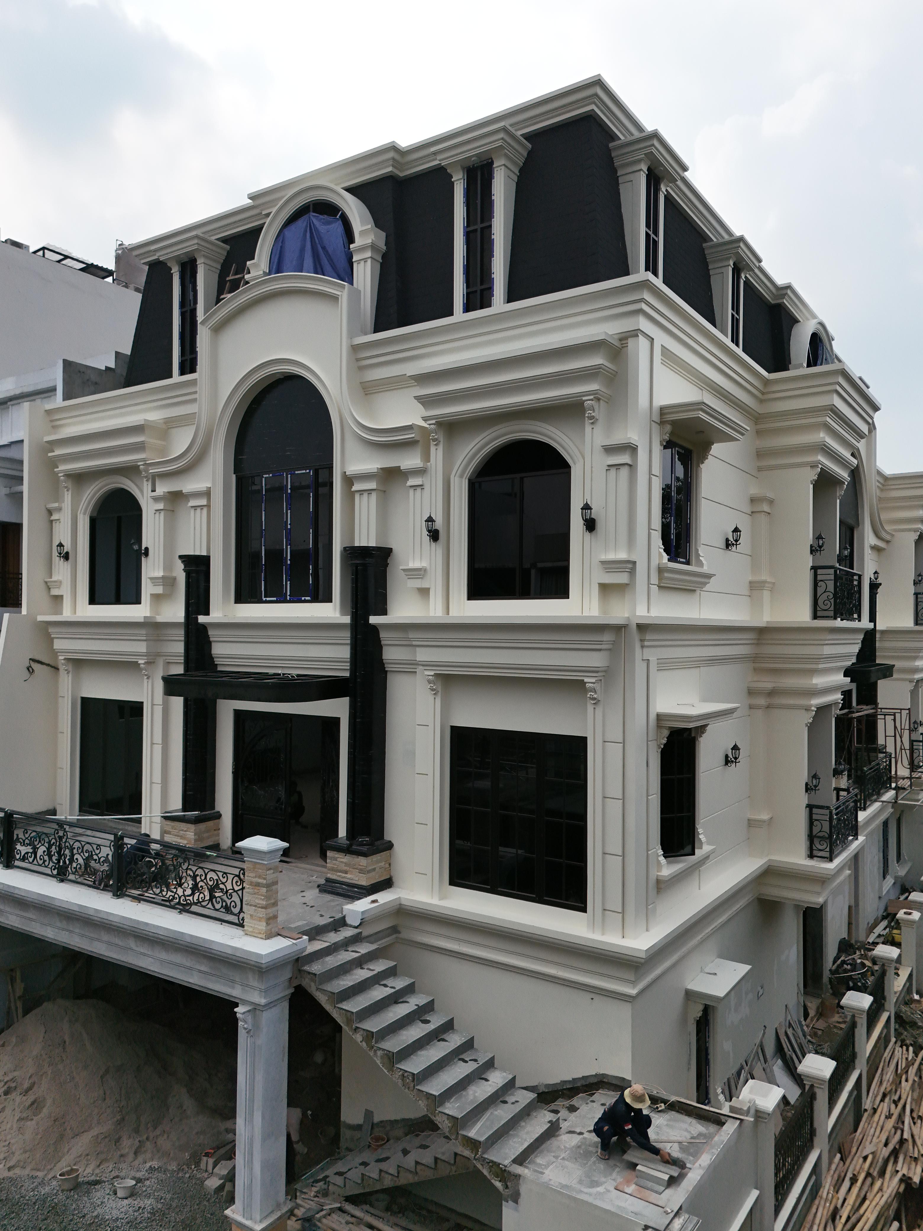 For SALE !! Brand New Modern Classic Luxury House Cipete Jakarta Selatan