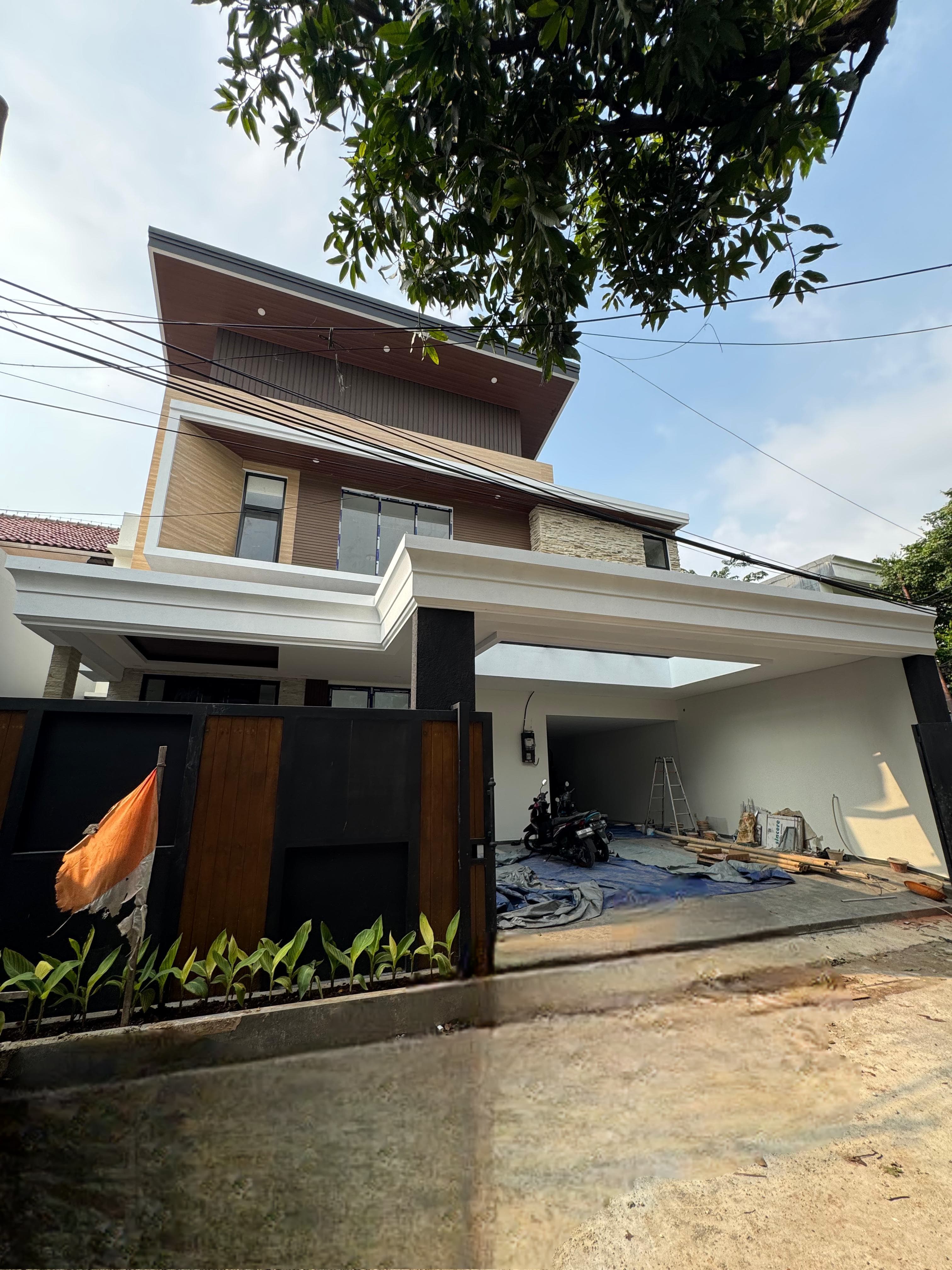 For sale Rumah Mewah Brand NEW Modern Design di Radio Dalam Kebayoran Baru