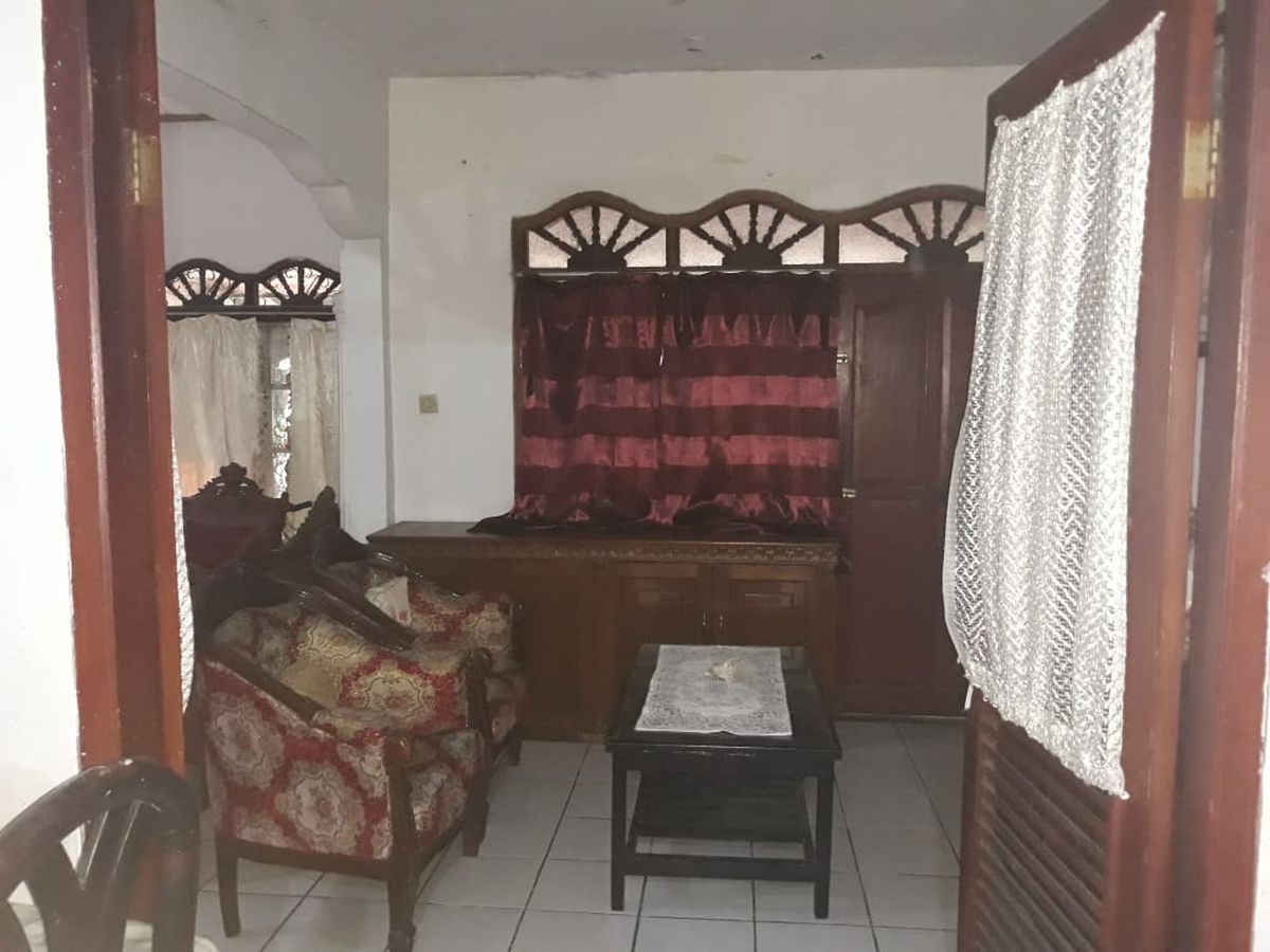 Dijual Cepat dan Murah, Rumah Luas di Komplek Pelni, Cisalak, Depok P0946