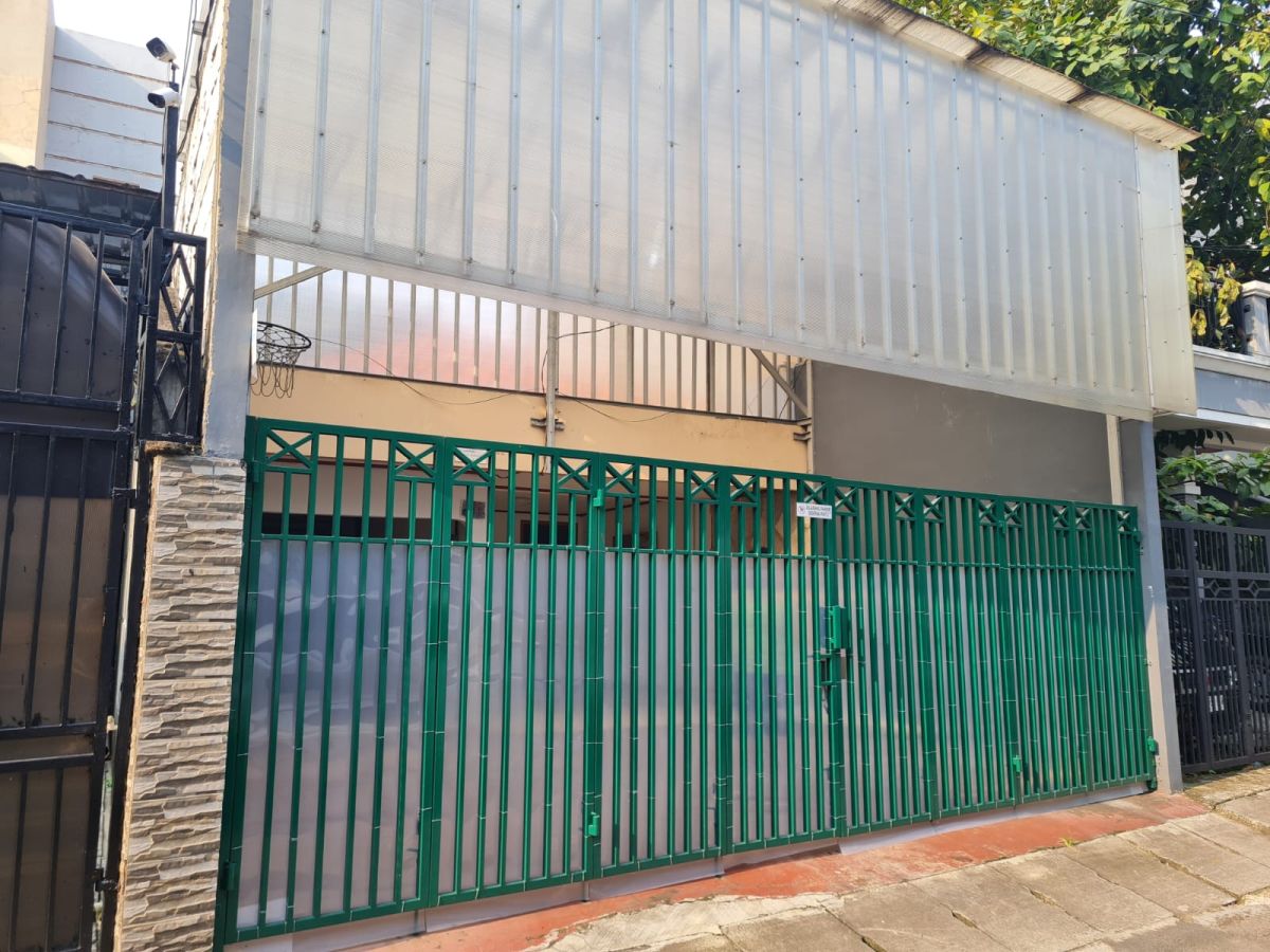 Disewa Rumah Luas dan Strategis di Pulo Gadung Jakarta Timur