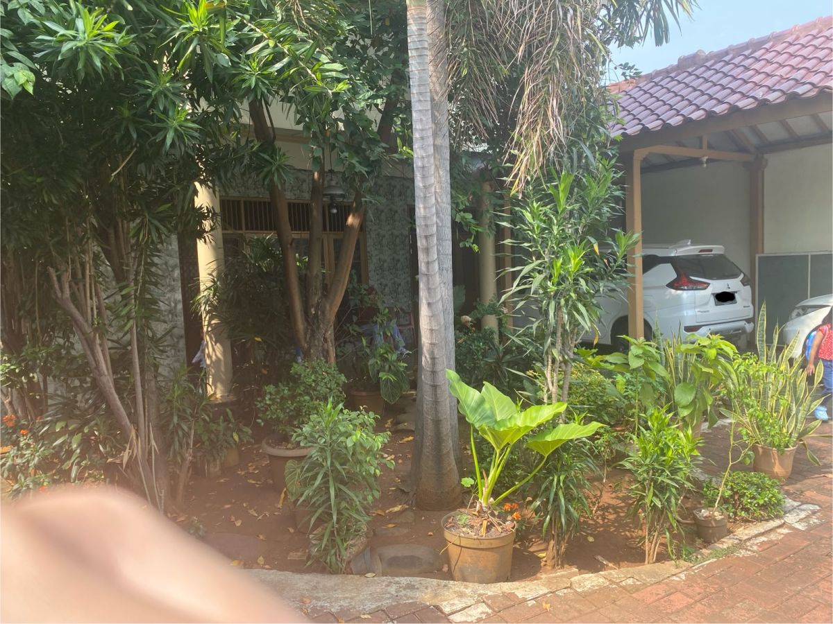 Jual Rumah Mewah Dan Luas Di Pinggir Jalan Kedoya, Kebon Jeruk PR2028